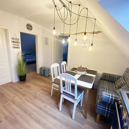 Ferien Im Wangerland Ferienwohnung Leuchtturm Minsen Schillig Hund Pool Sauna Norderaltendeich المظهر الخارجي الصورة